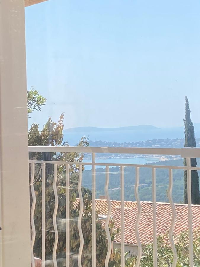 Villa Mit Grossartigem Panoramablick Auf Das Meer Und Direkt Am Pool La Croix-Valmer Exterior foto